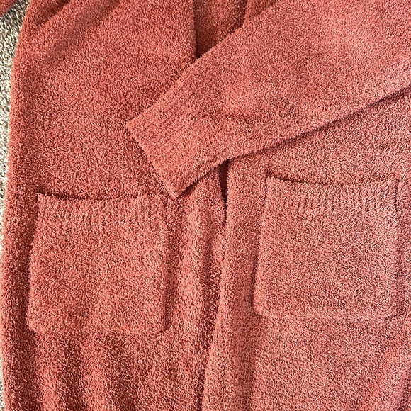 Entro size medium cardigan - Picture 5 of 5